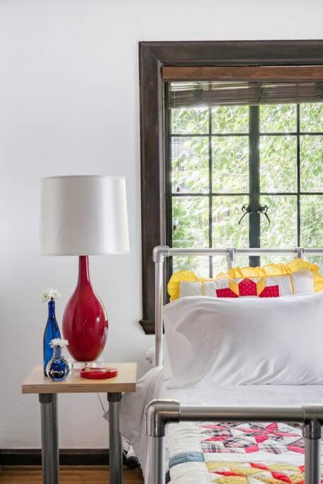 Luxe Comfort In An Artistic & Historic *