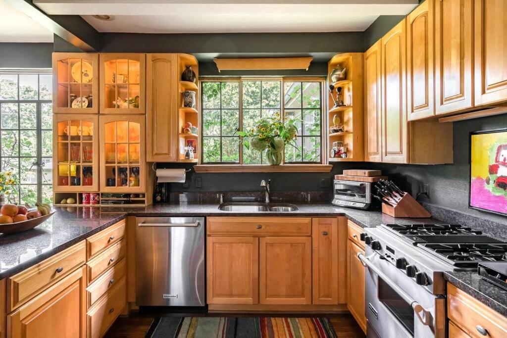 Holiday home Luxe Comfort In An Artistic & Historic Nashville