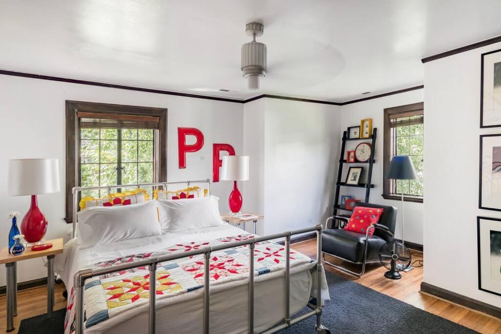 Holiday home Luxe Comfort In An Artistic & Historic *